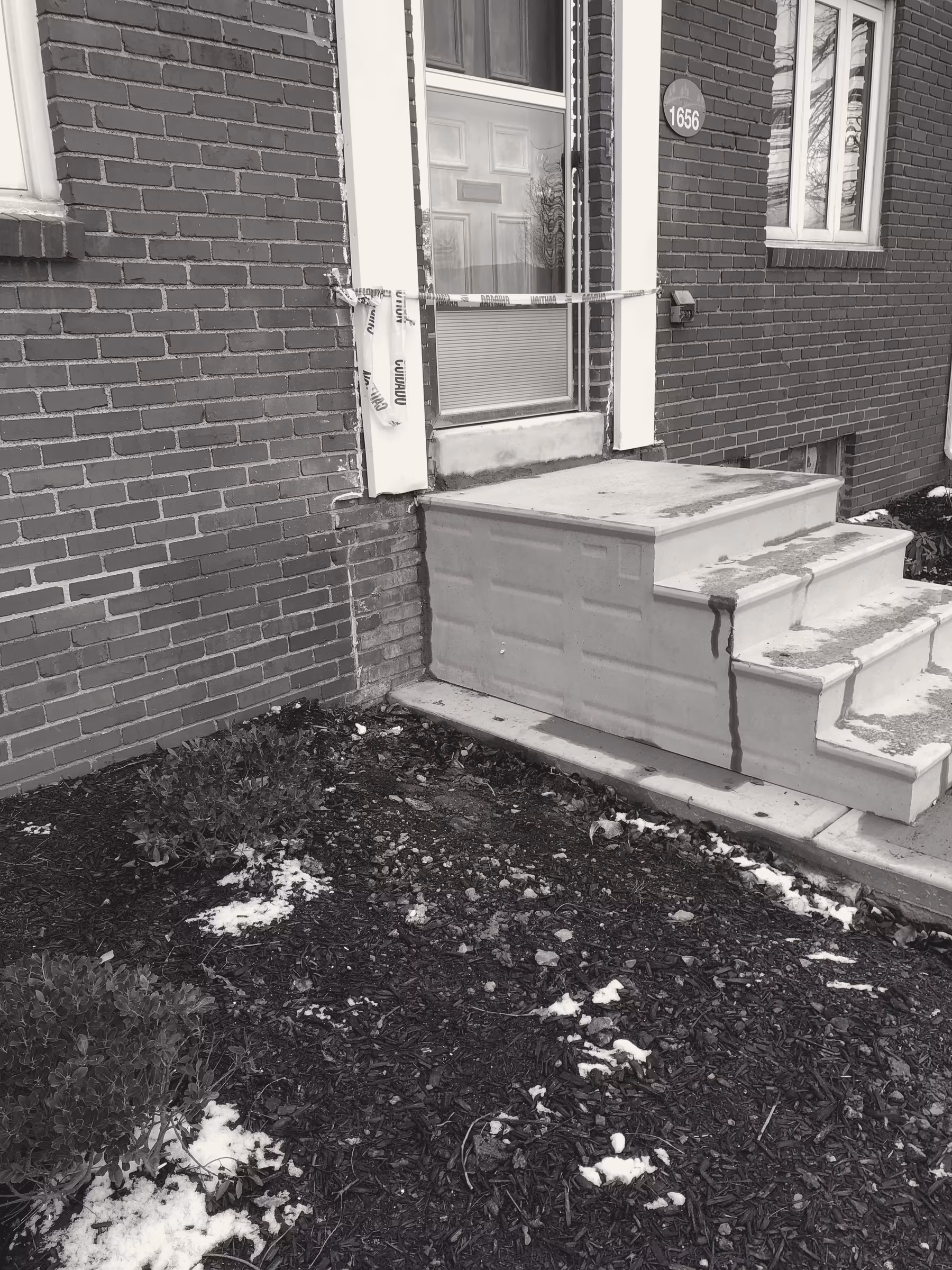Concrete · stoop restoration · brick row (f)